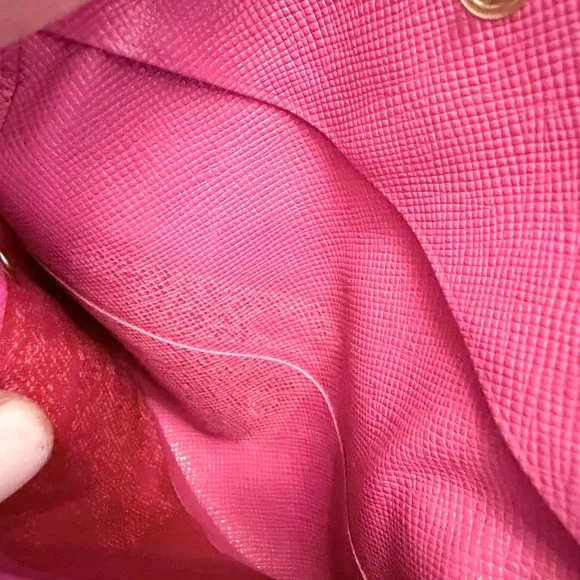 AUTHENTIC YSL HOT PINK KEYCHAIN/WALLET - Picture 10 of 10